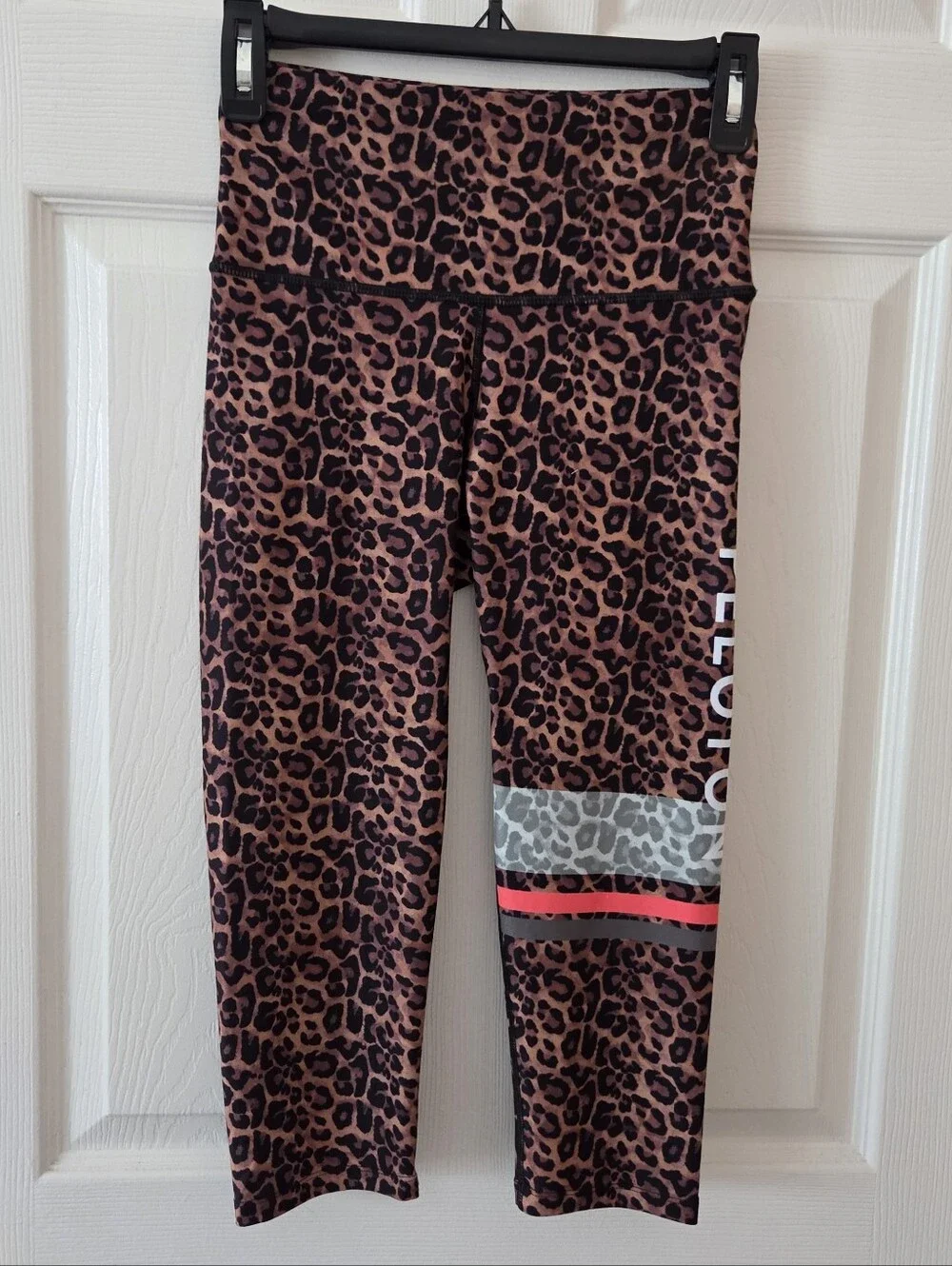 RARE WITH Peloton Real Cheetah Print Capri Leggings Pants Size Small Workout